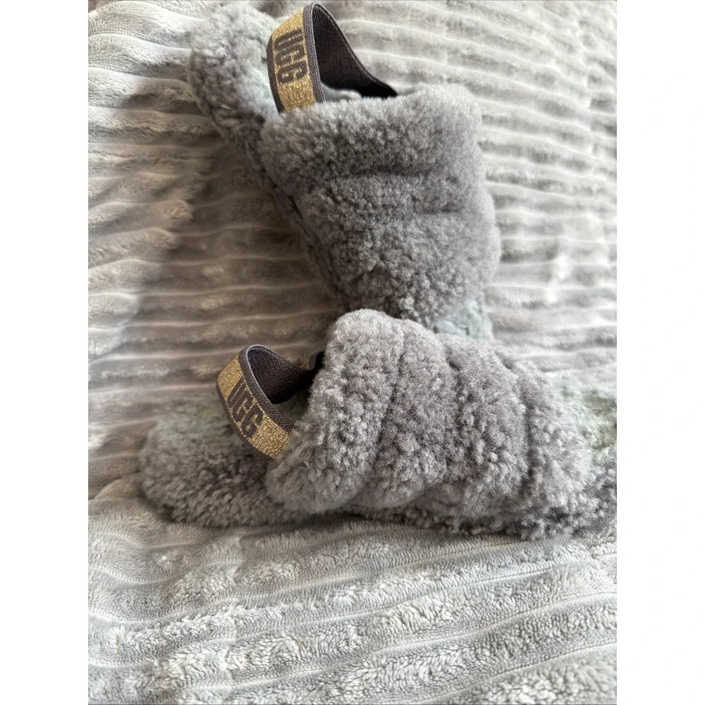 UGG Fluff Yeah Slide Shoes Youth Size 4 Gray Fuzzy Slingback Slippers